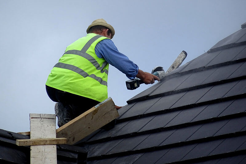 Choosing A Certified Roofing Contractor