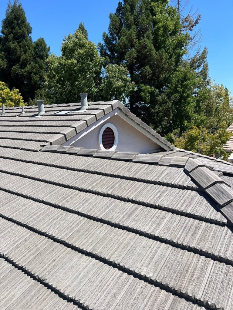 Completed Eagle Ponderosa Canyon Grey concrete tile roof in Folsom.
